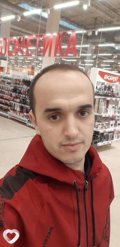 Максим