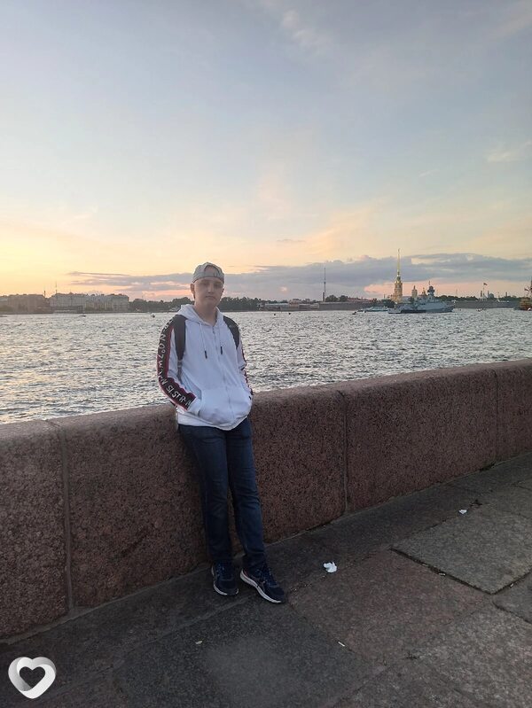 Лёня