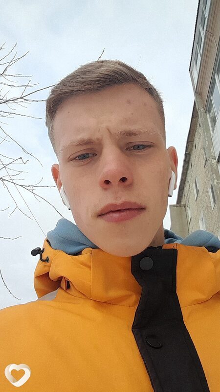 Максим