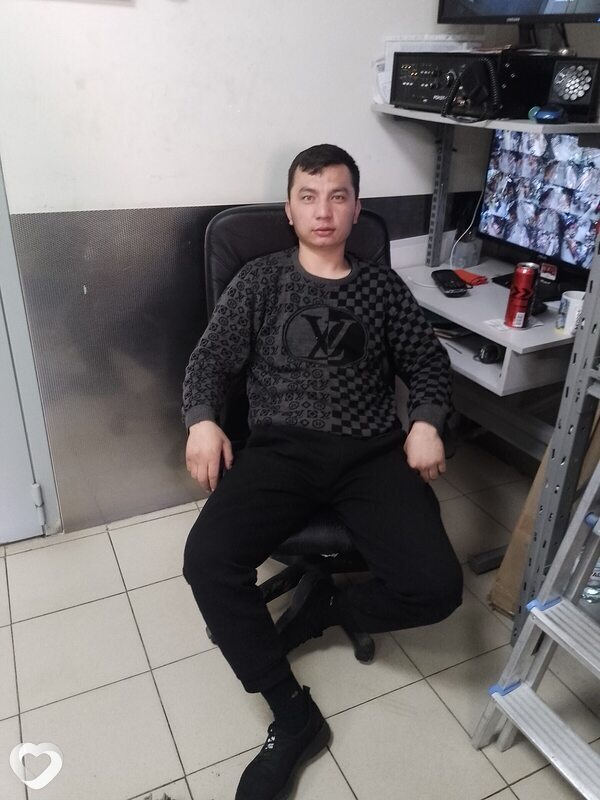 Толя