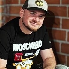 Женя