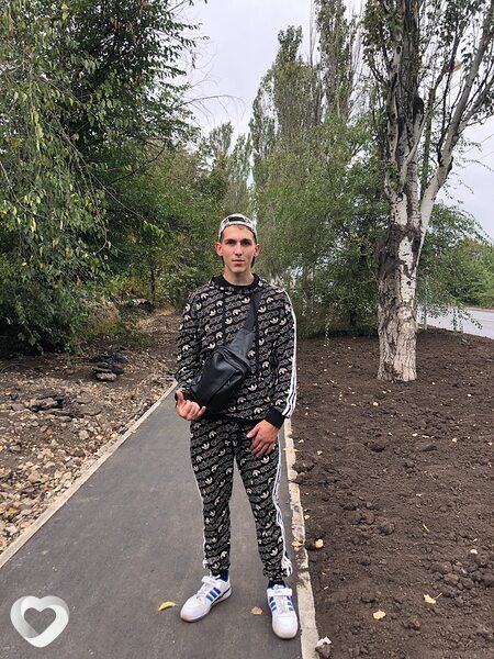 Свят