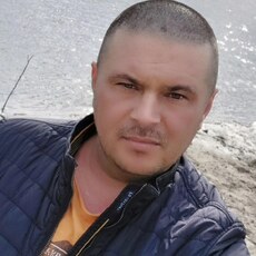 Валя