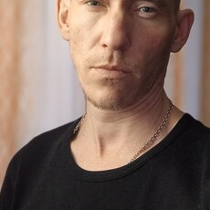 Артём