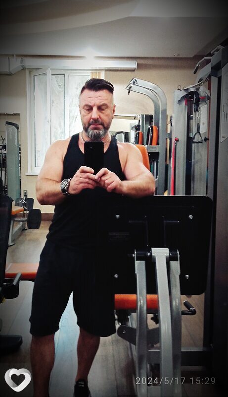 Женя