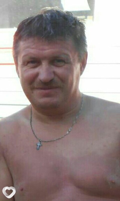 Артём