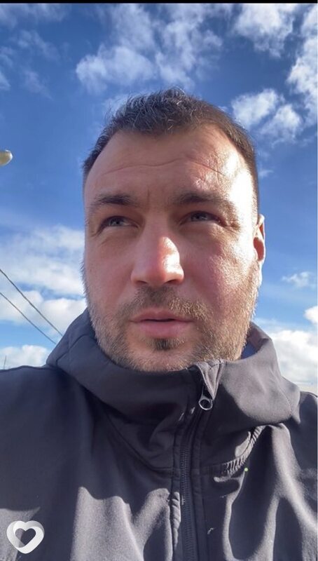 Артём