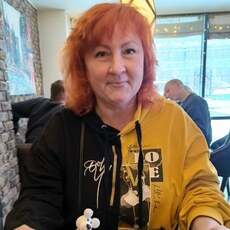 Полина