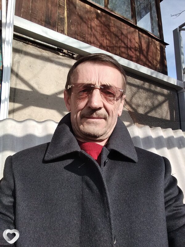 Женя