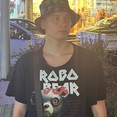 Толя