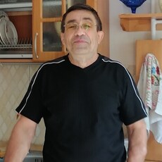 Михаил