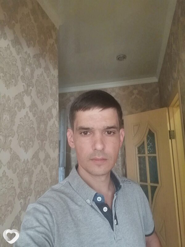 Толя