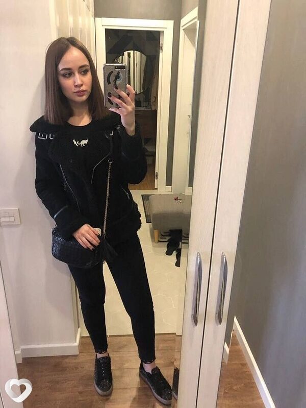 Аня