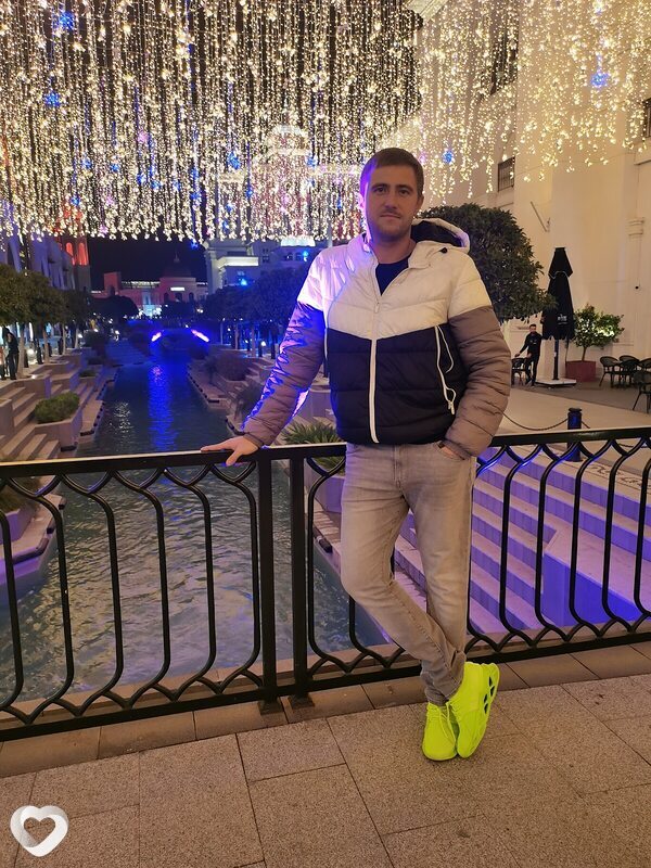 Виктор
