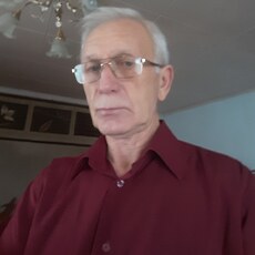 Геннадий