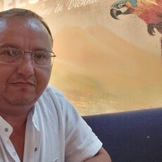 Виктор