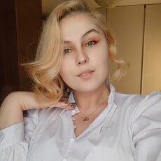 Оля